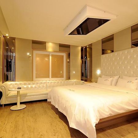 Songjeong Hotel 369 Busan Extérieur photo